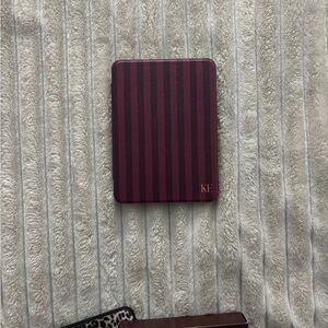 12 Gen Kindle Case